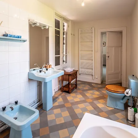 Le Chevalier Noir Bed & Breakfast 4*