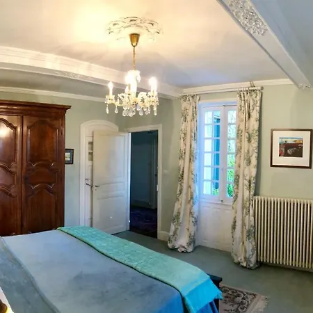 Le Chevalier Noir 4*