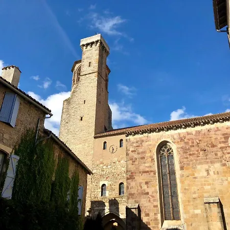 Couette-café Le Chevalier Noir 4*