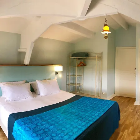 Le Chevalier Noir 4*