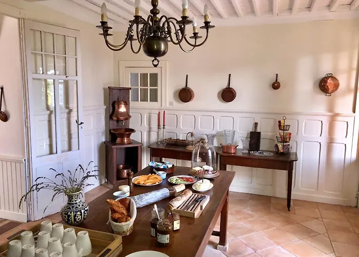 Le Chevalier Noir Bed & Breakfast Cordes Sur Ciel