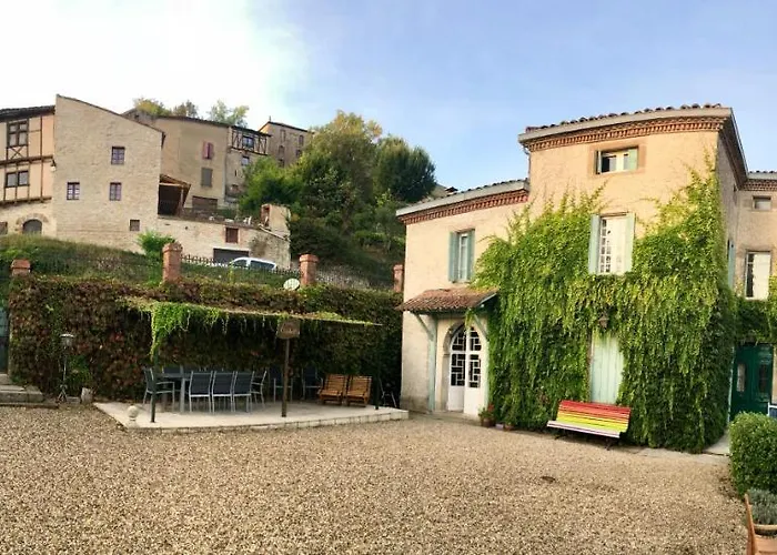 Le Chevalier Noir 4*